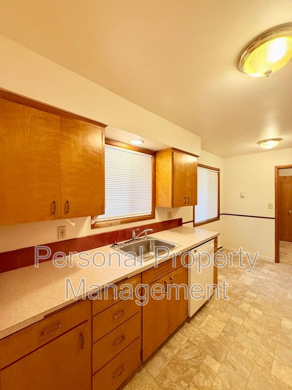 4613 Ne 39Th Ave – photo 4