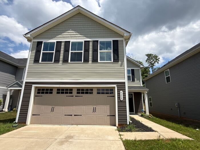 4208 Bowline Drive – photo 1