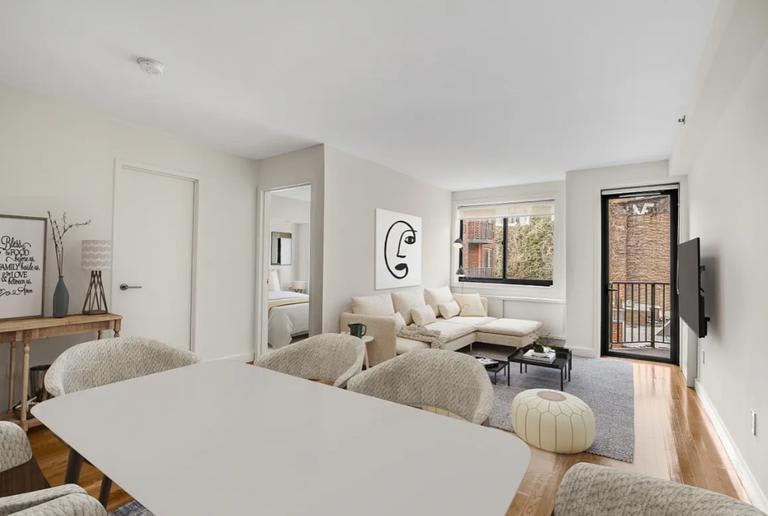 113 West 15Th Street – photo 1
