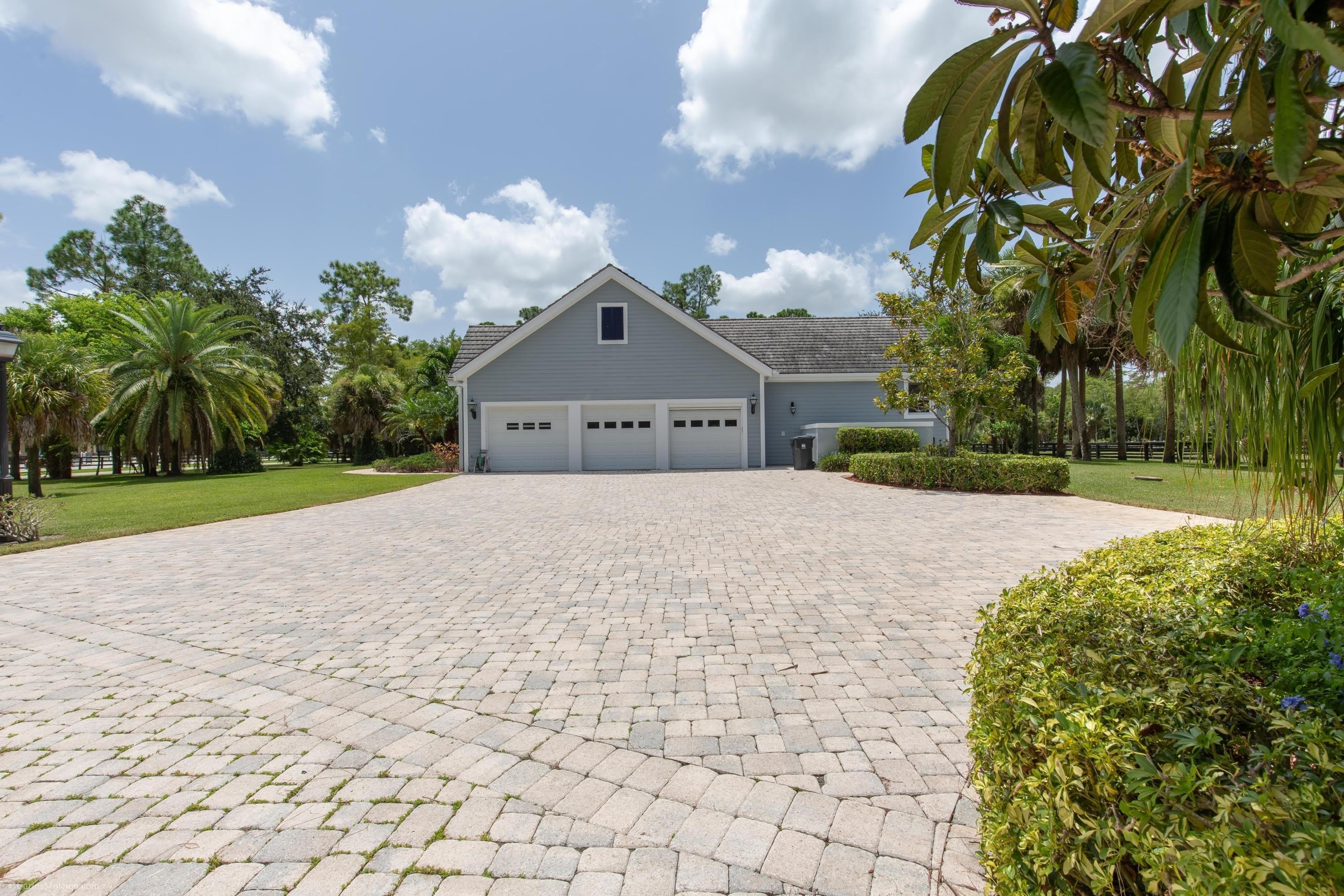1321 Pelham Road – photo 5