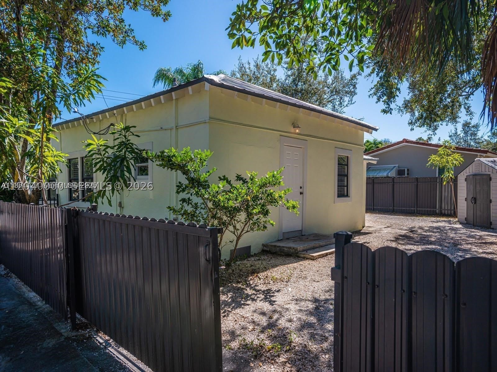 3452 Margaret St – photo 4