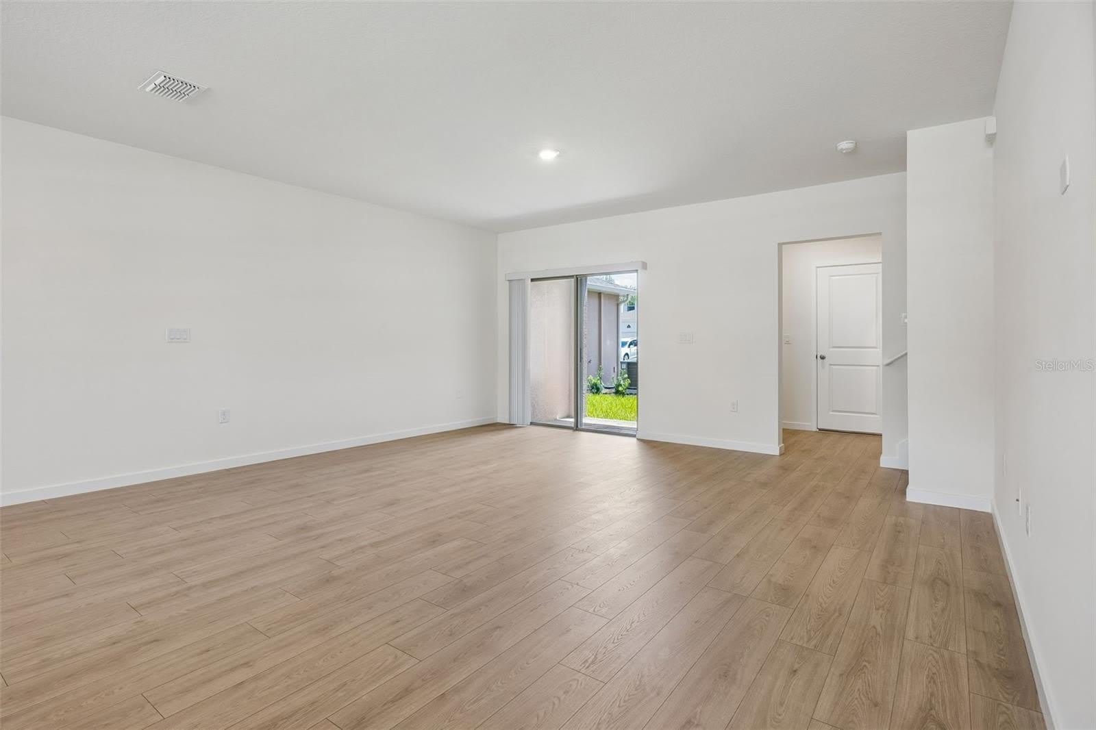 16576 BARBOURS CREEK Way – photo 5