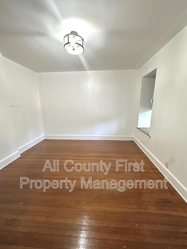 198 Ponce de Leon Ave NE – photo 5