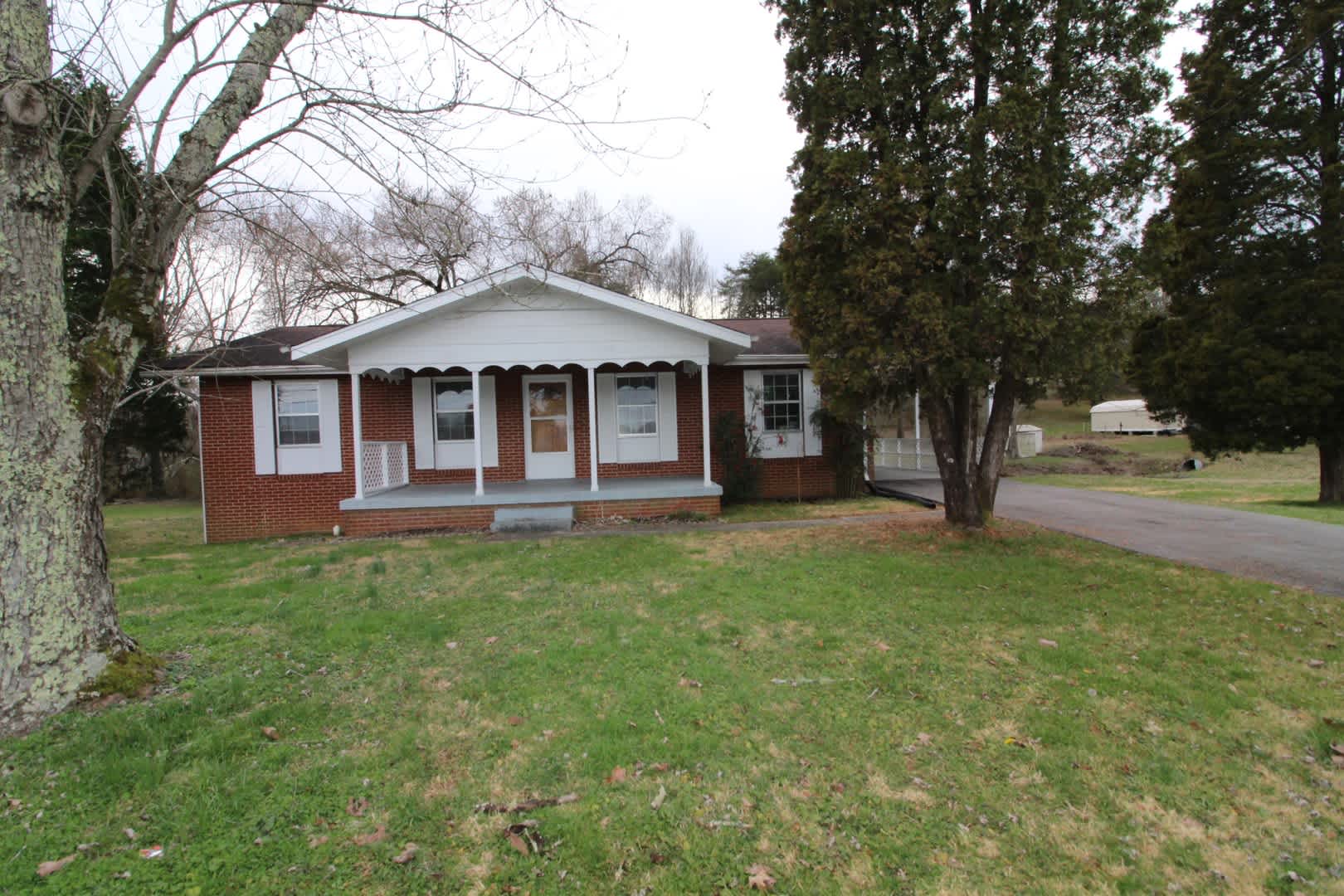 One Level Home in Oak Ridge – photo 4
