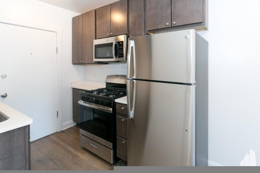 2641 North Spaulding – photo 2