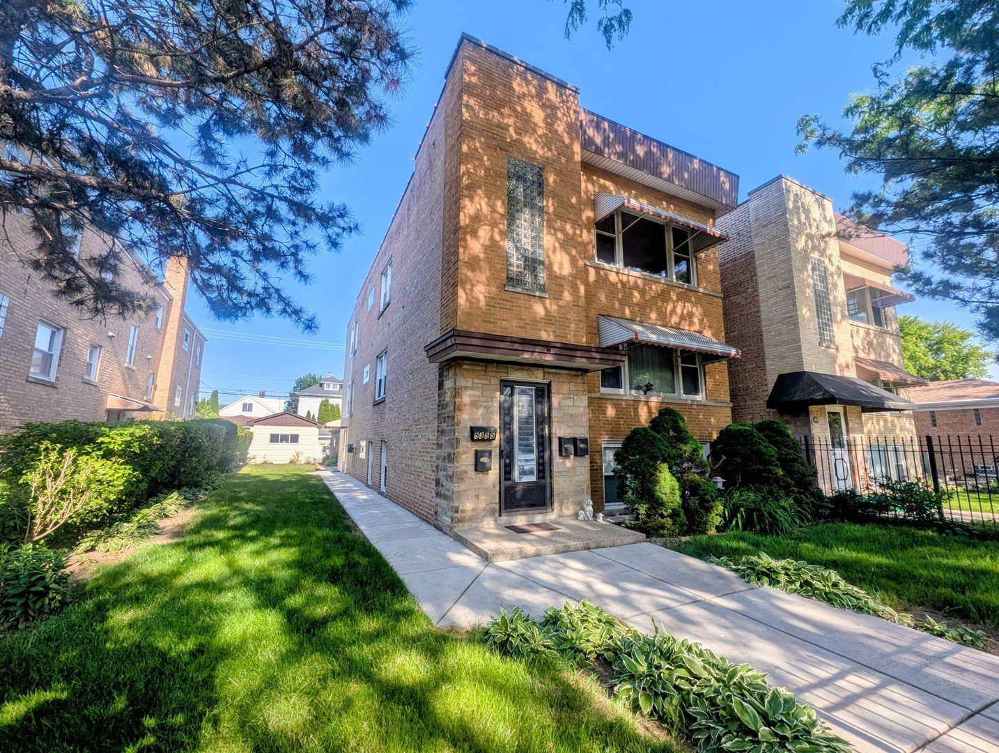 5355 N Central Avenue – photo 1