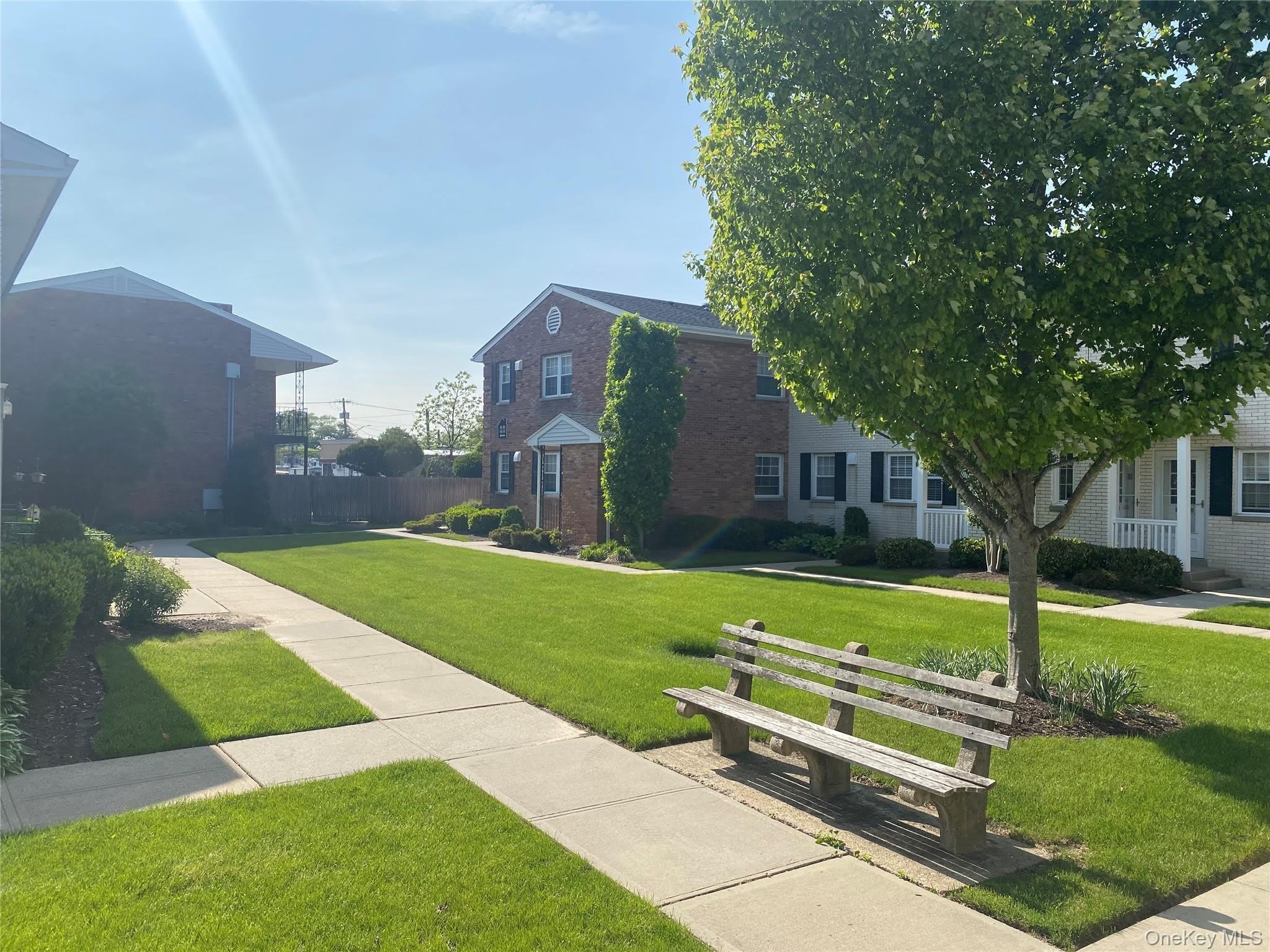520 Kensington Lane – photo 1