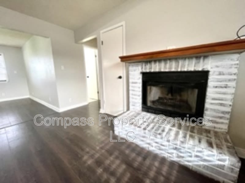 396 Fernwood Dr. – photo 5
