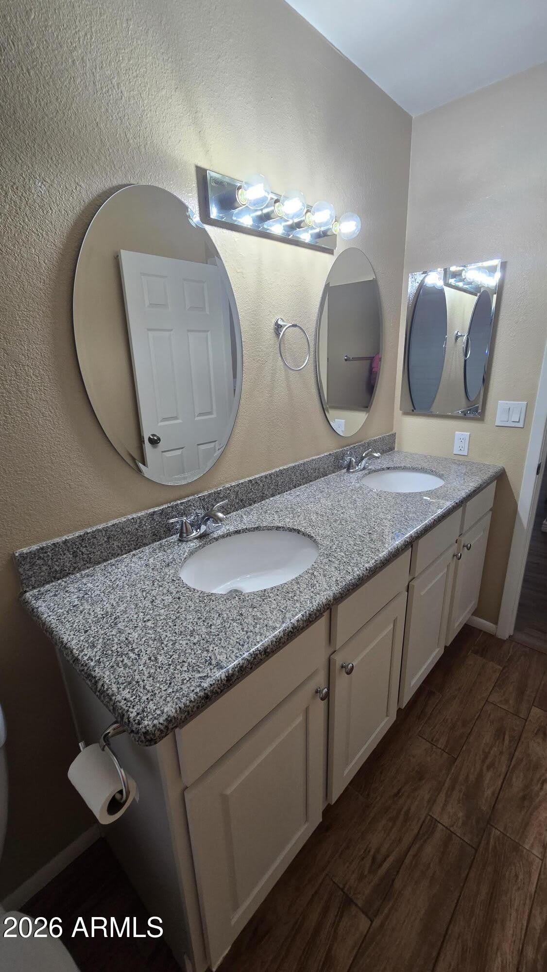 5128 W SURREY Avenue – photo 3