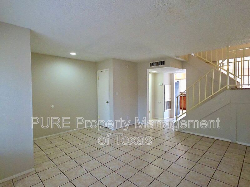 9611 Covey Ridge Ln – photo 4