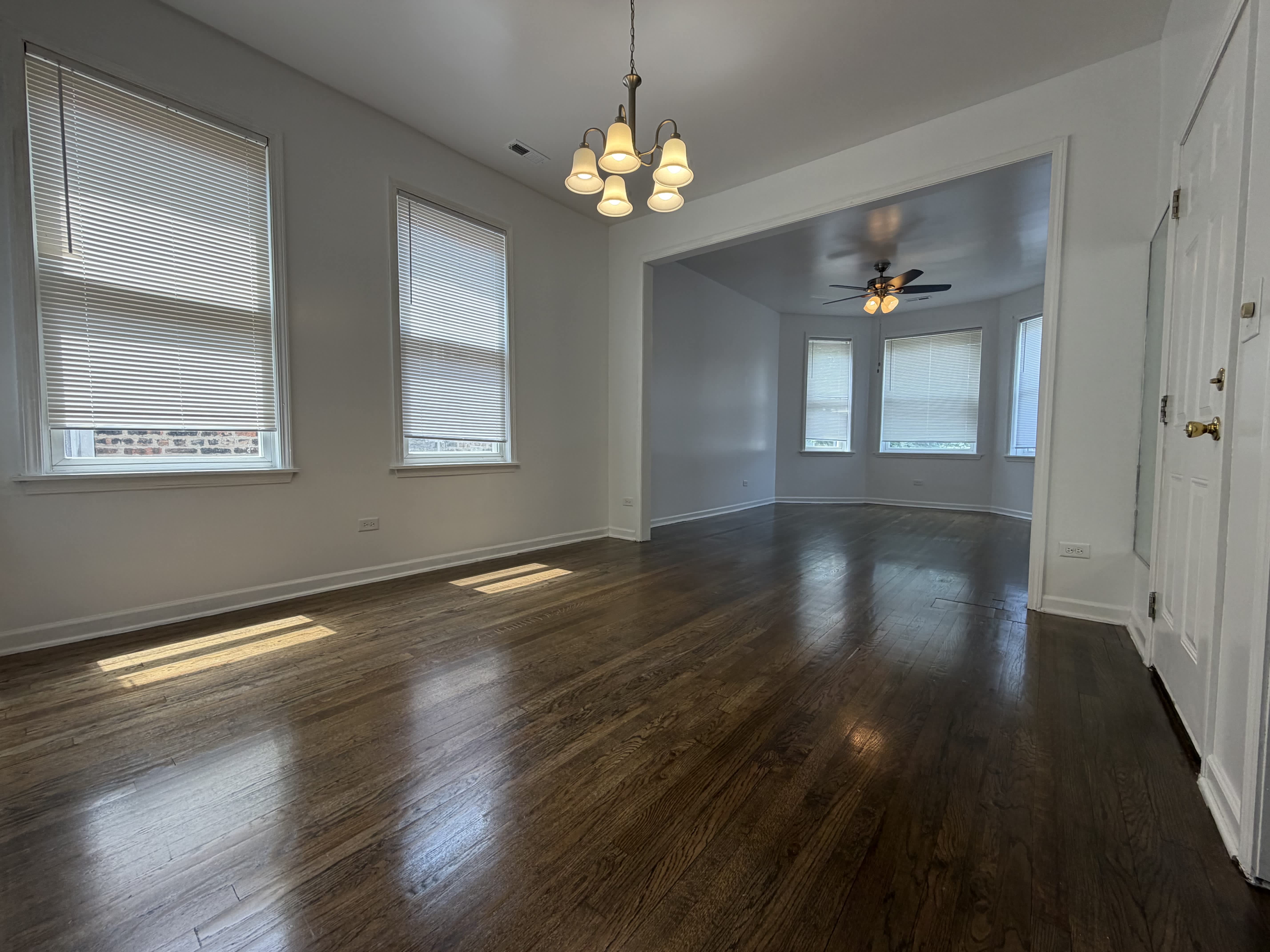 639 North Sawyer Avenue – photo 3