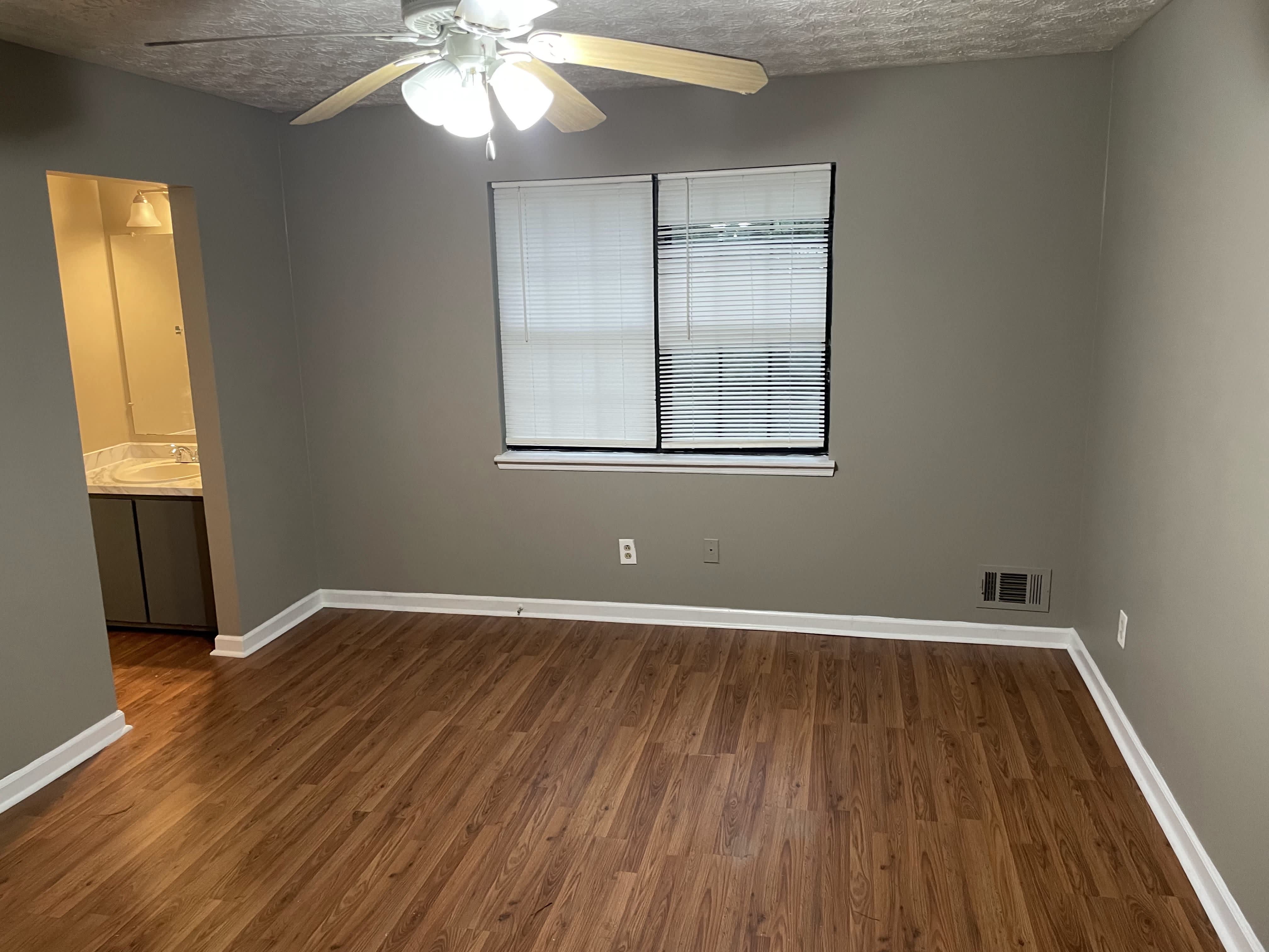 365 Riverbrook Court – photo 1