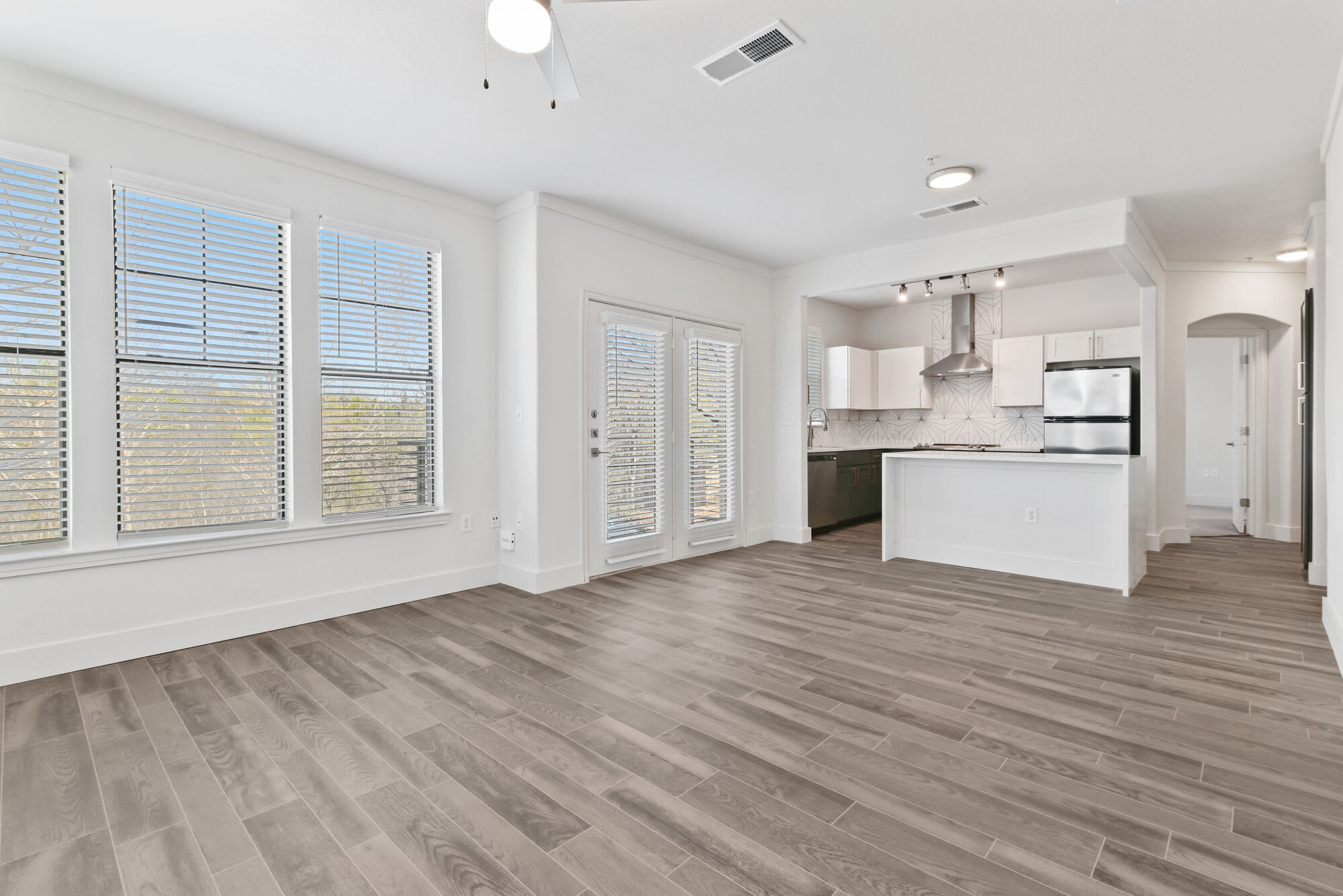 The Berkeley Luxury Apartment Homes – photo 5