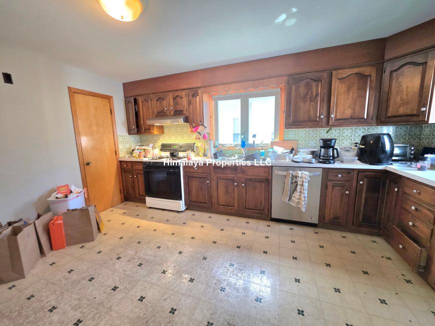 92 Pearson Rd – photo 2