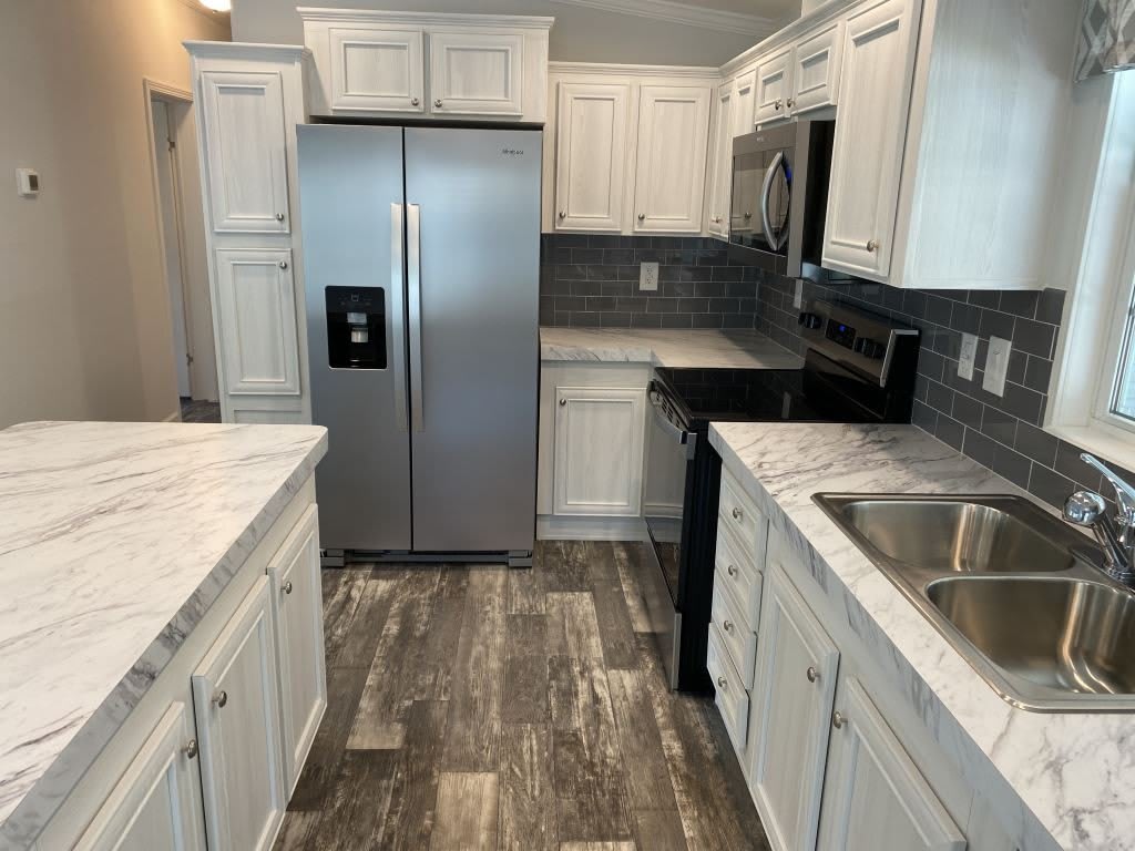 513 Old Colony Rd – photo 5