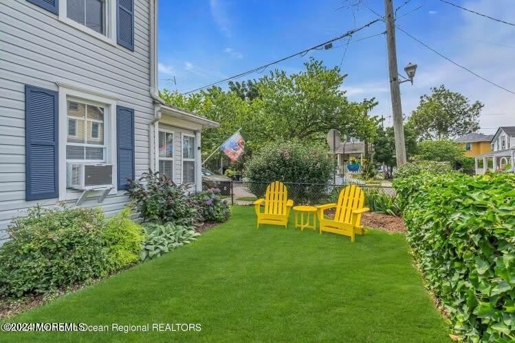 113 Webb Avenue – photo 5