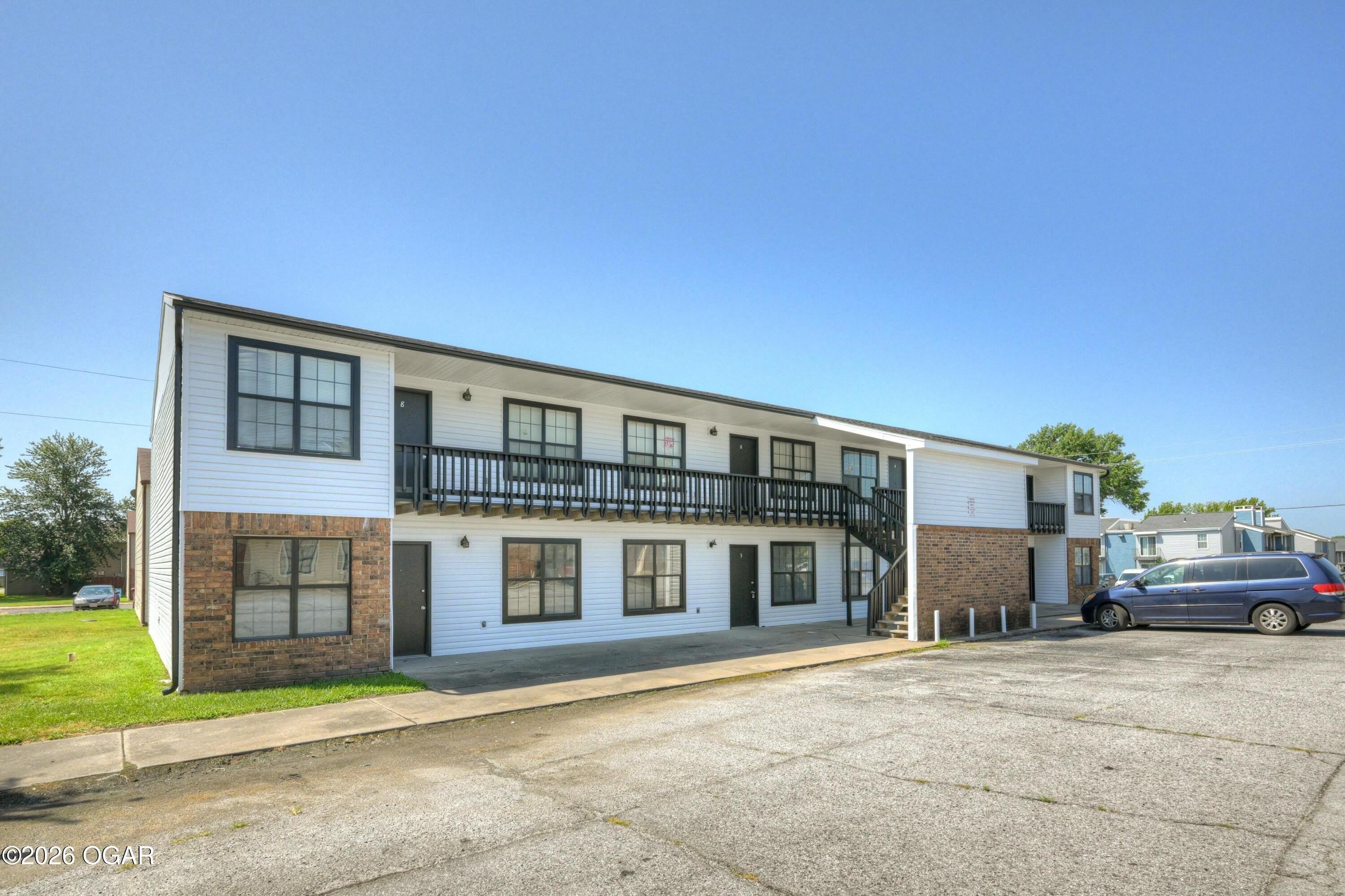 1007 S Saint Louis Avenue – photo 1