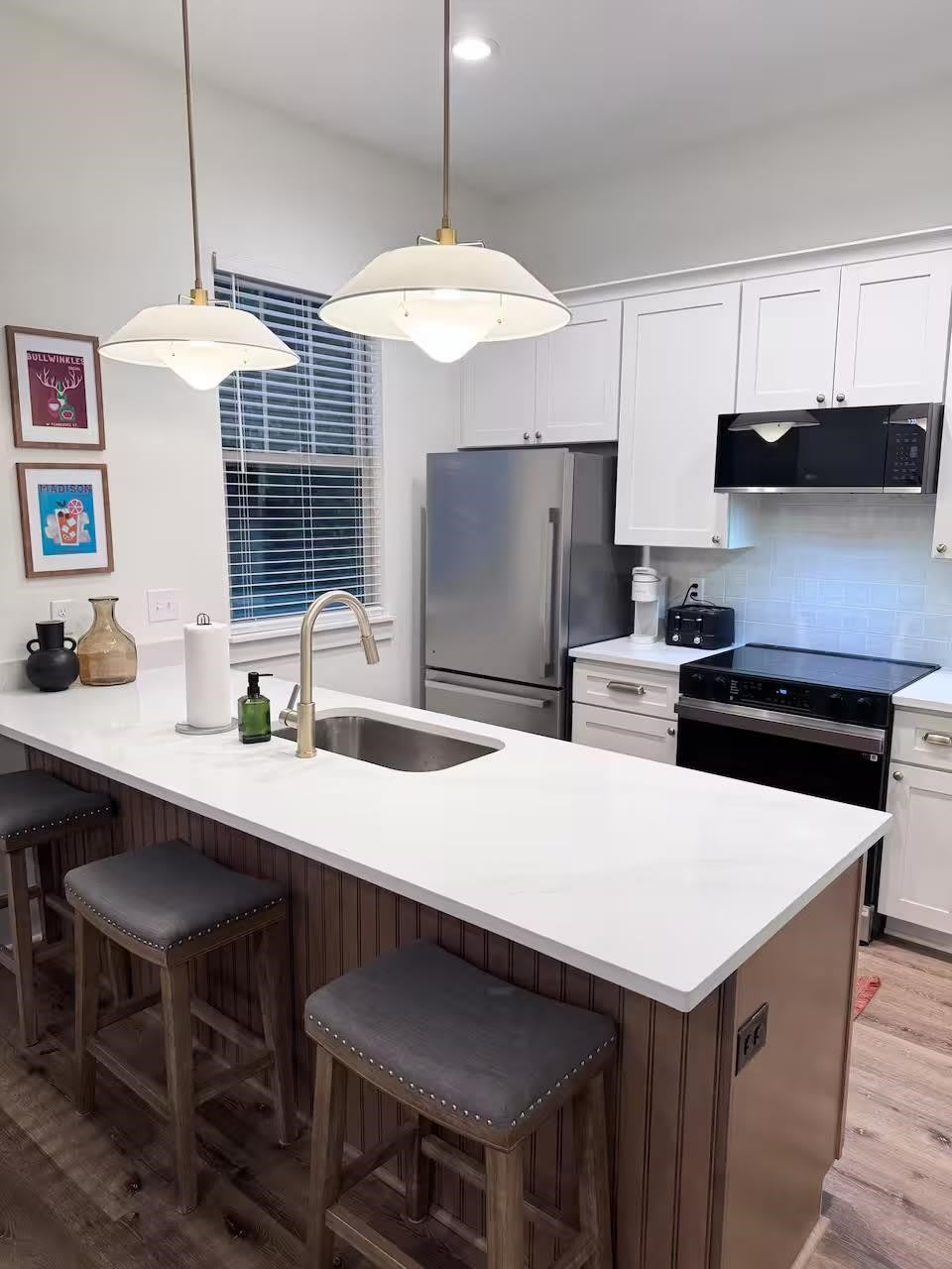 637 E Seaboard APT 1 Street – photo 3