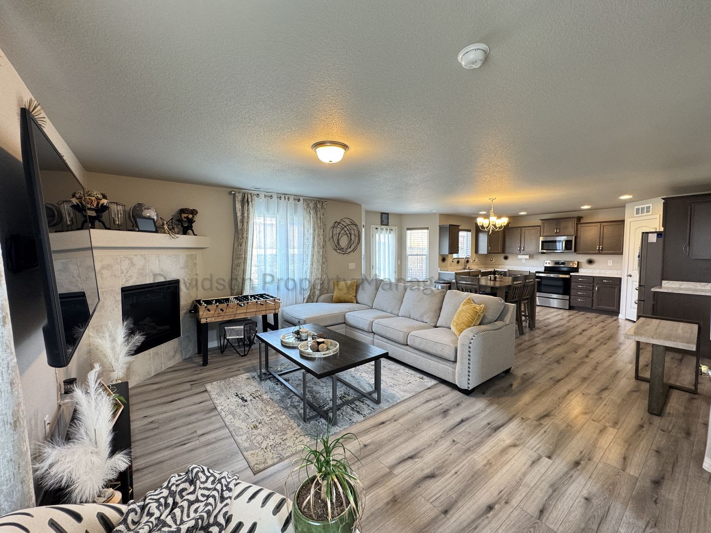 Stunning 3 Bedroom House in Falcon – photo 2
