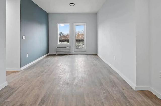 2733 East 12th Street – photo 5