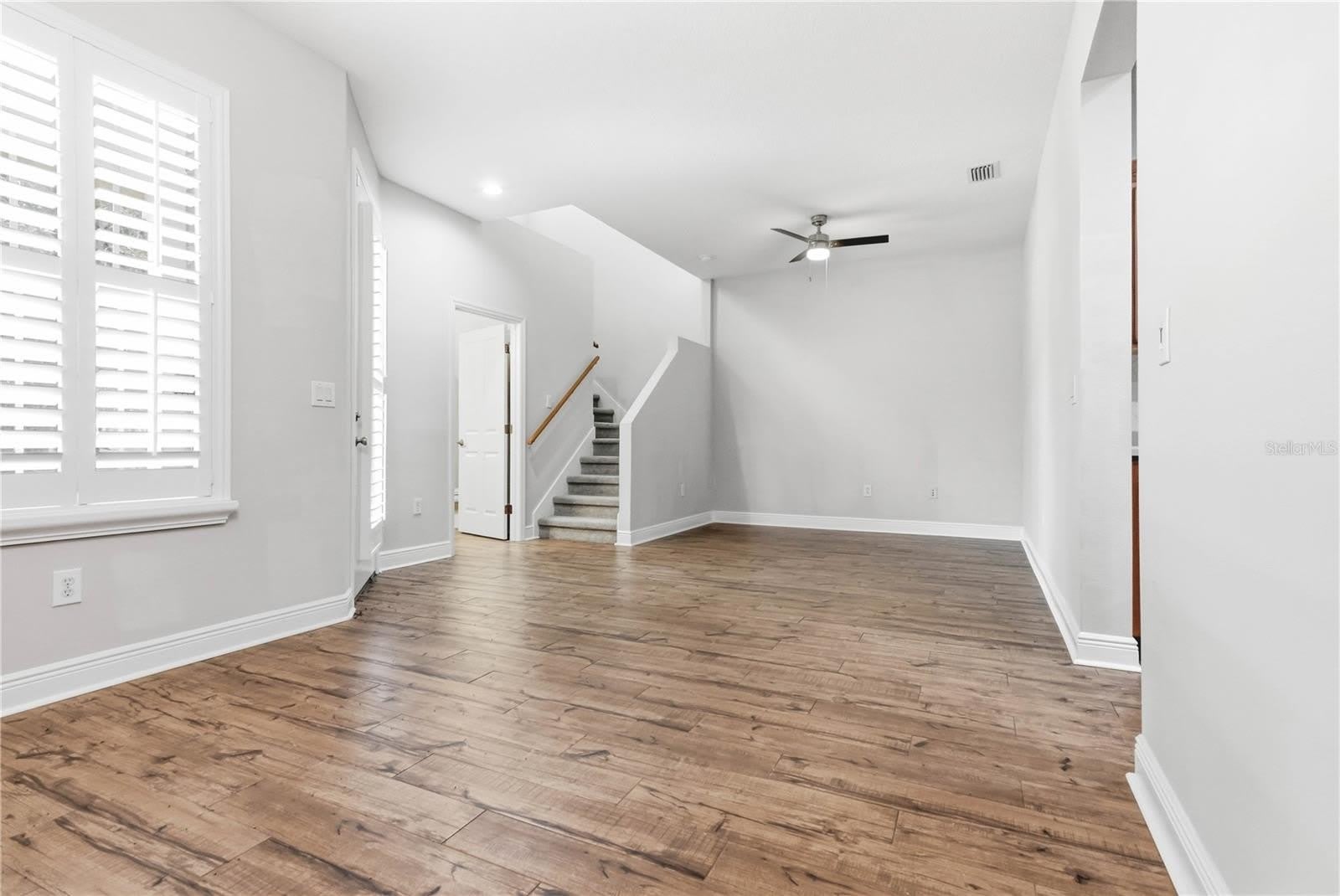 14606 BOURNEMOUTH Road – photo 4