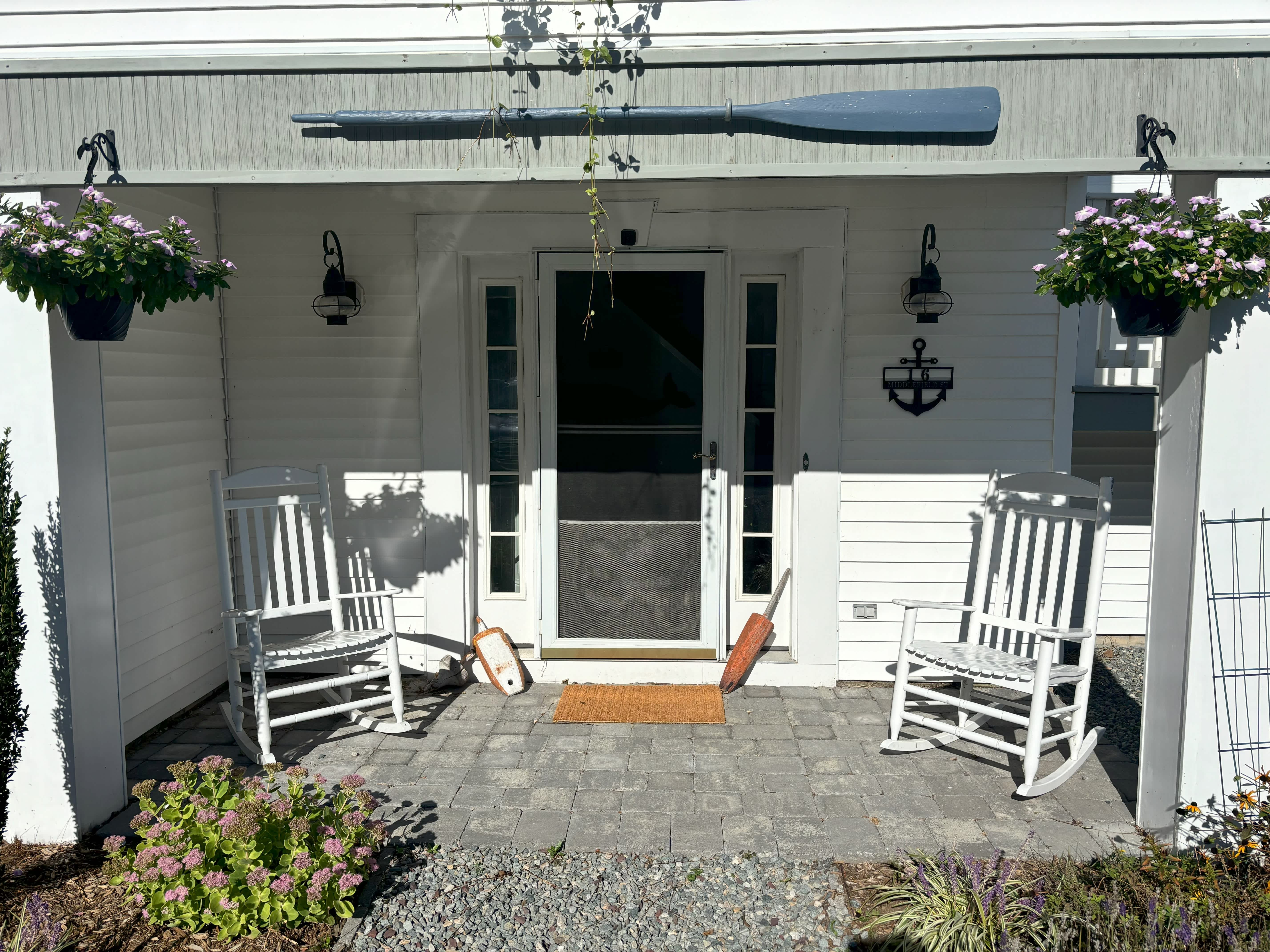 16 Middlefield Street – photo 2