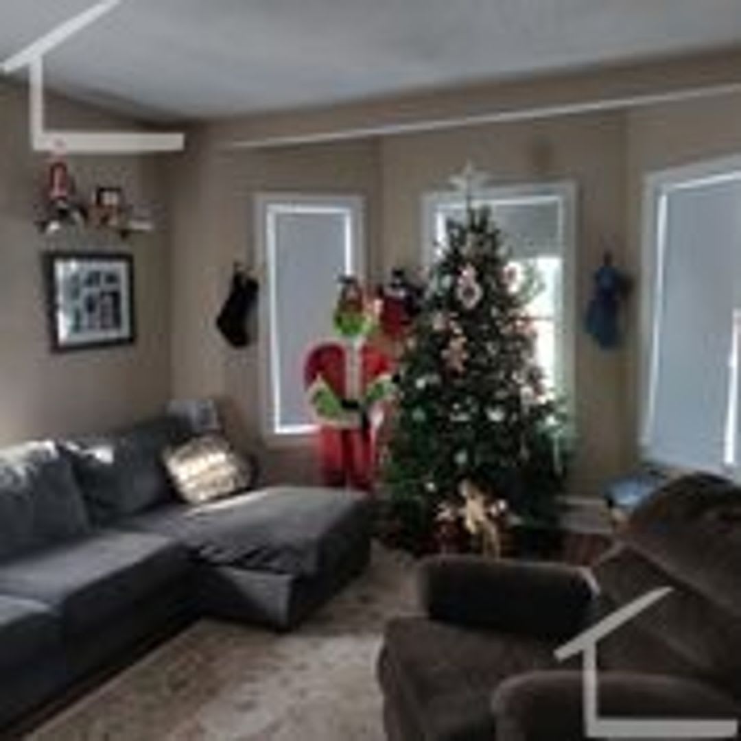Gorgeous Newton Home available for rent 9/1/26 – photo 2