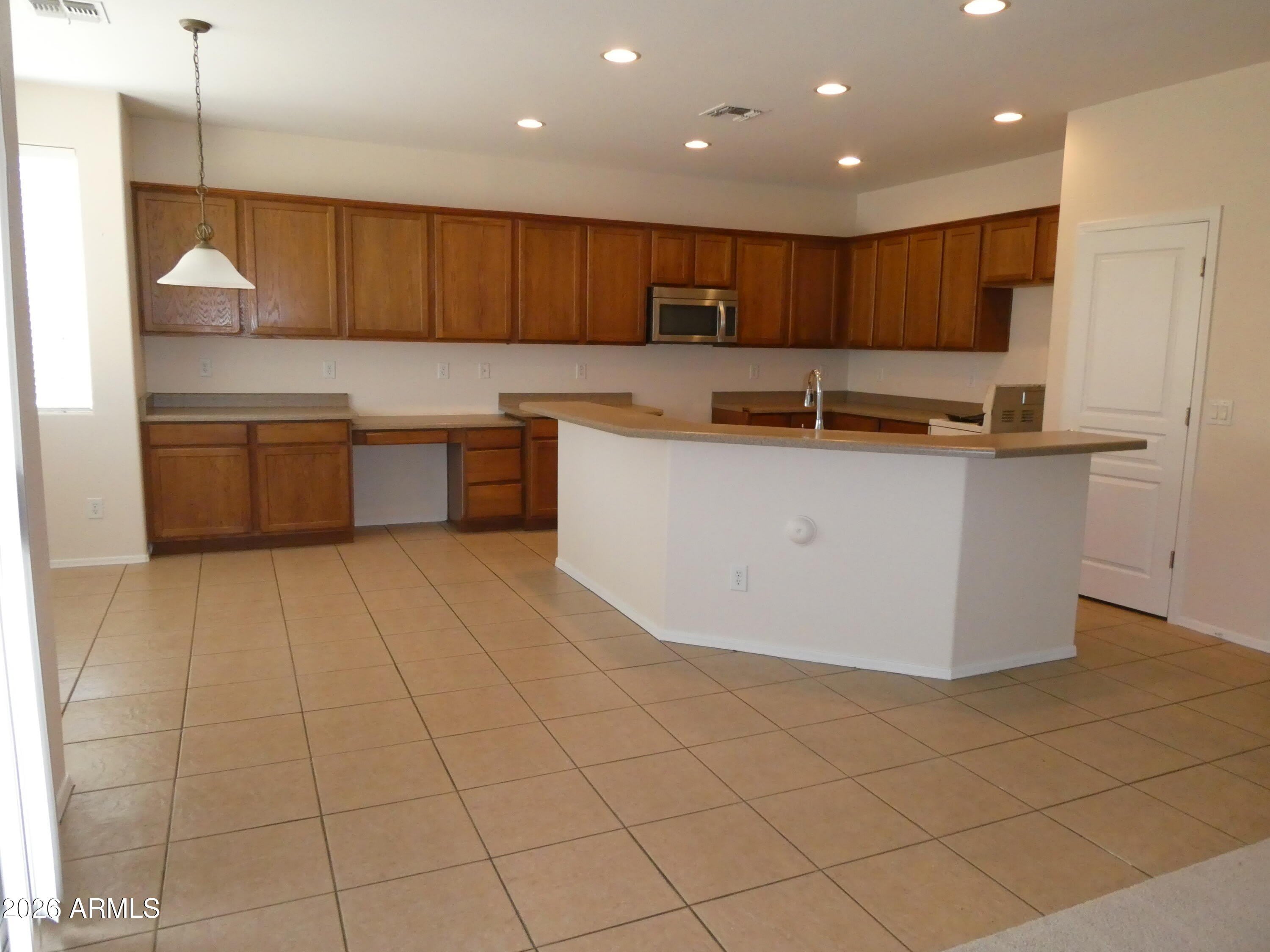 8812 W GLENN Drive – photo 4