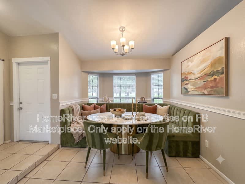 1720 SW 3rd Pl – photo 4