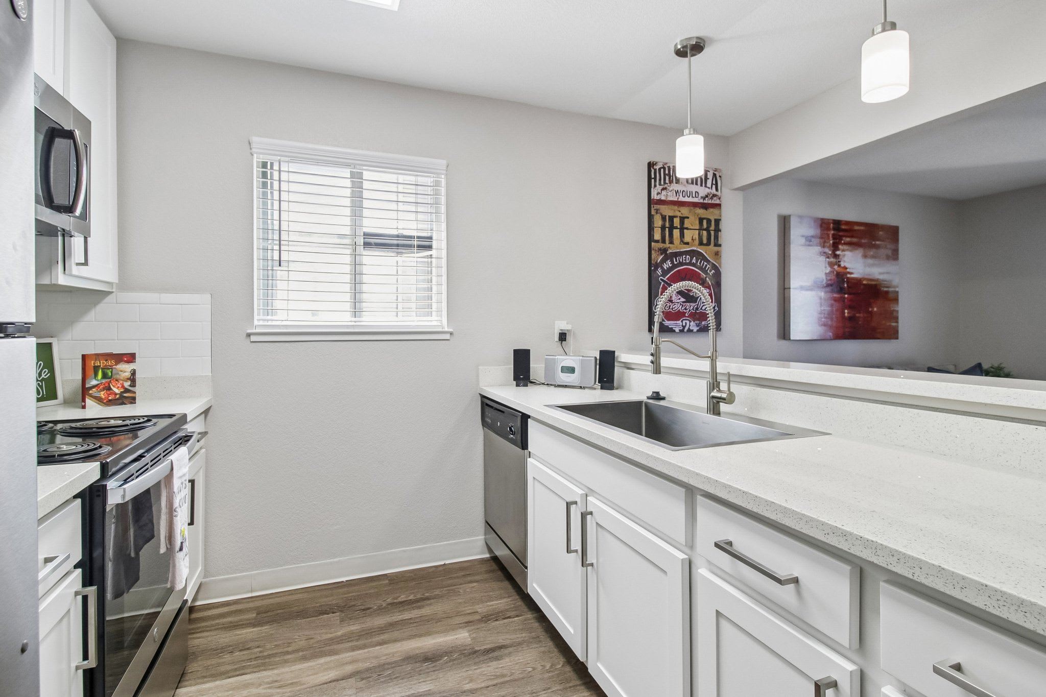 Terra House Apartments – photo 2