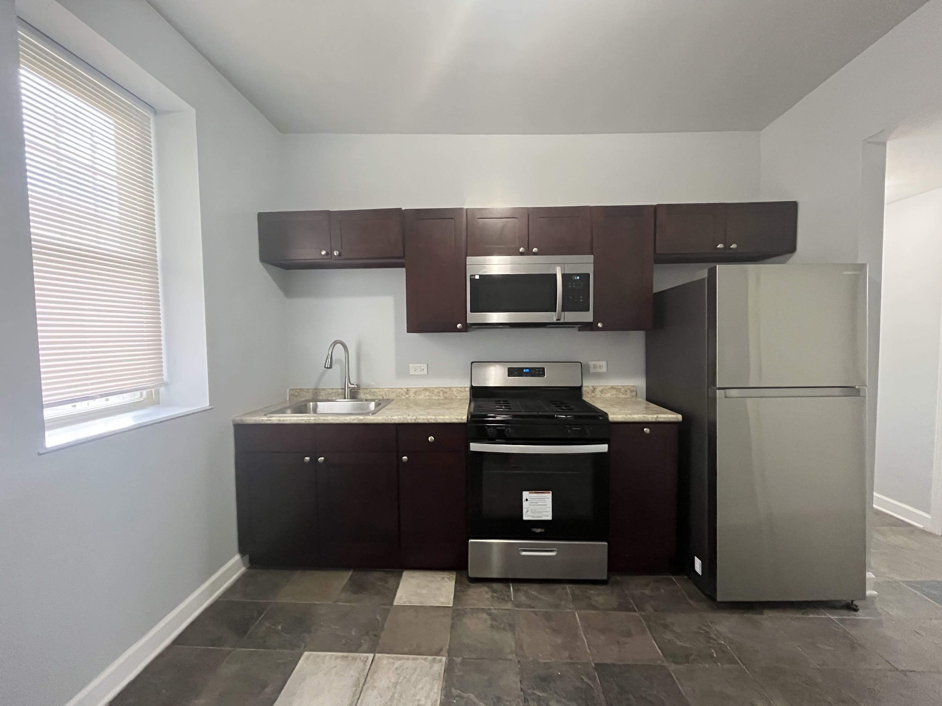 125 N Kostner Avenue – photo 2