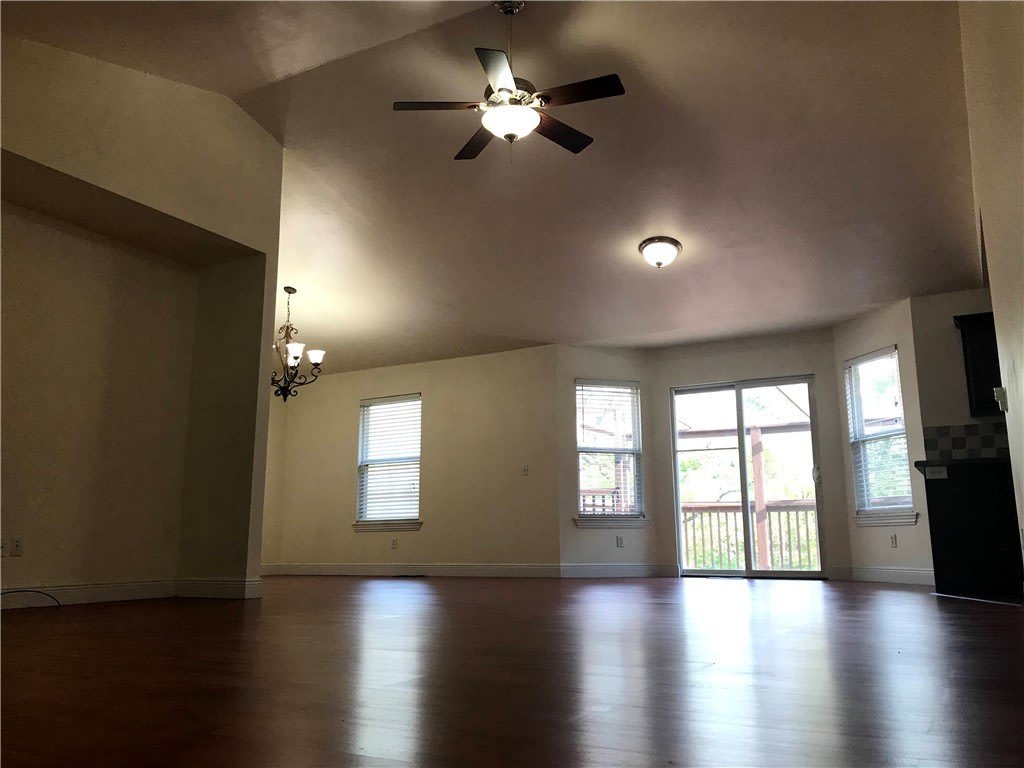 1652 Cedar Street – photo 4