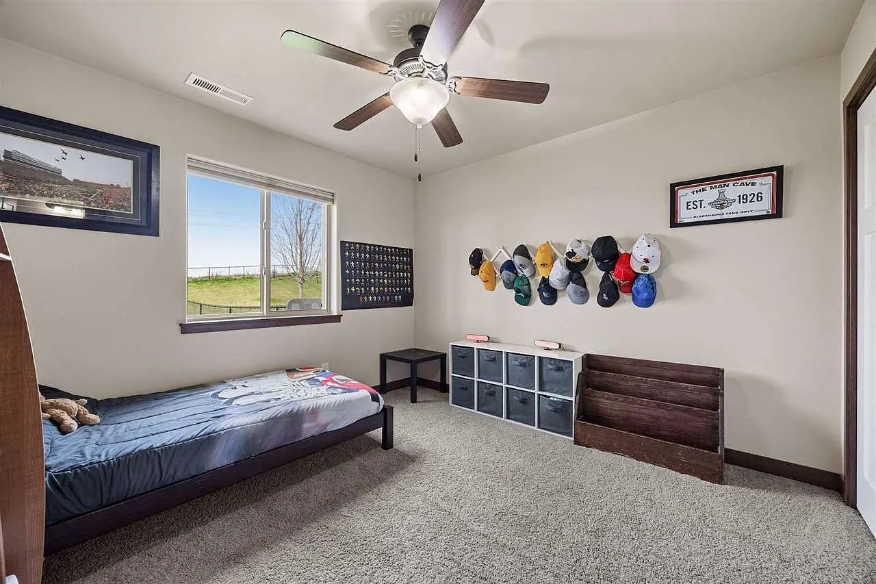 459 Bainberry Street 1 – photo 5
