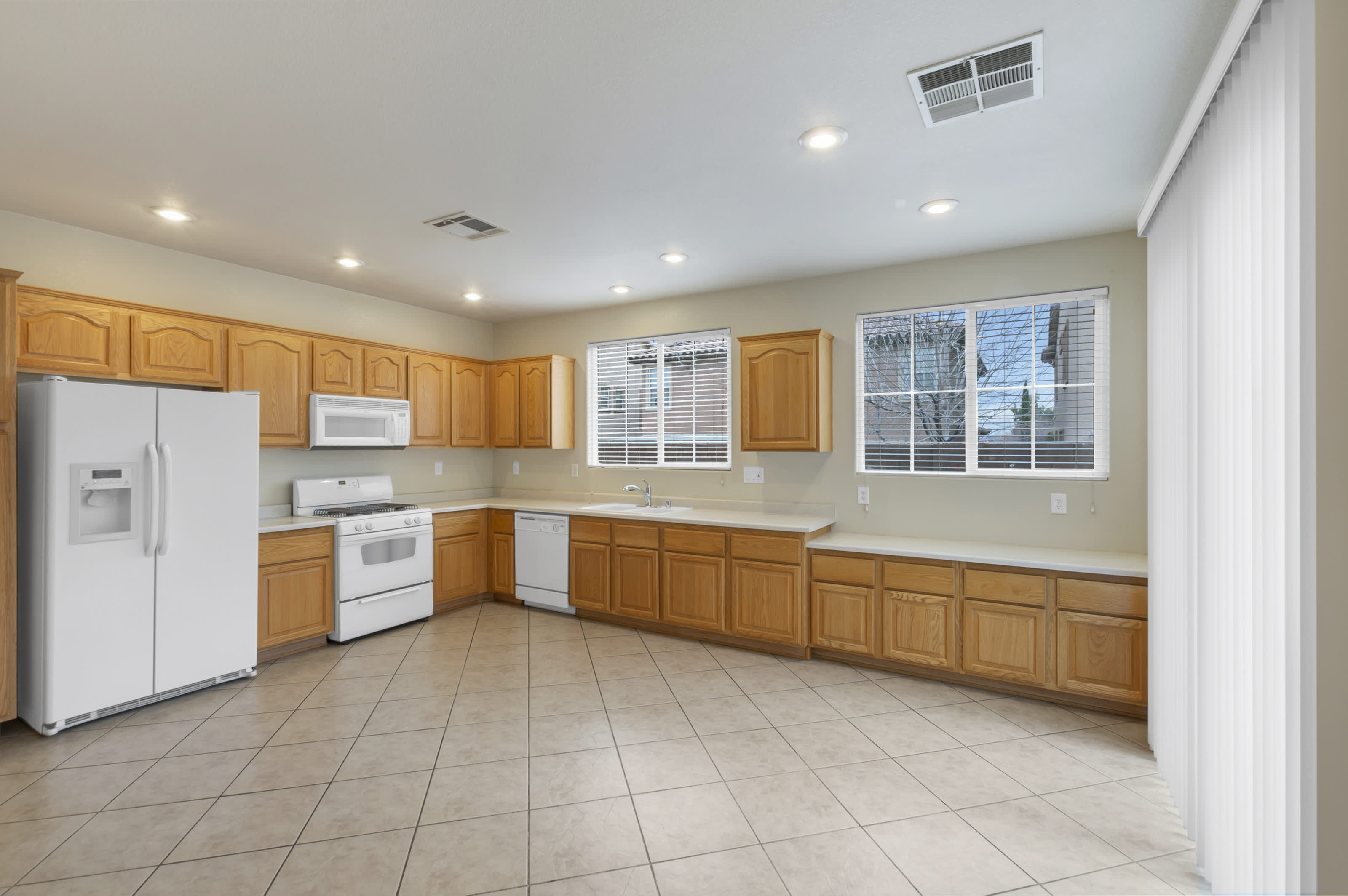 11148 Salinas Pueblo St – photo 3