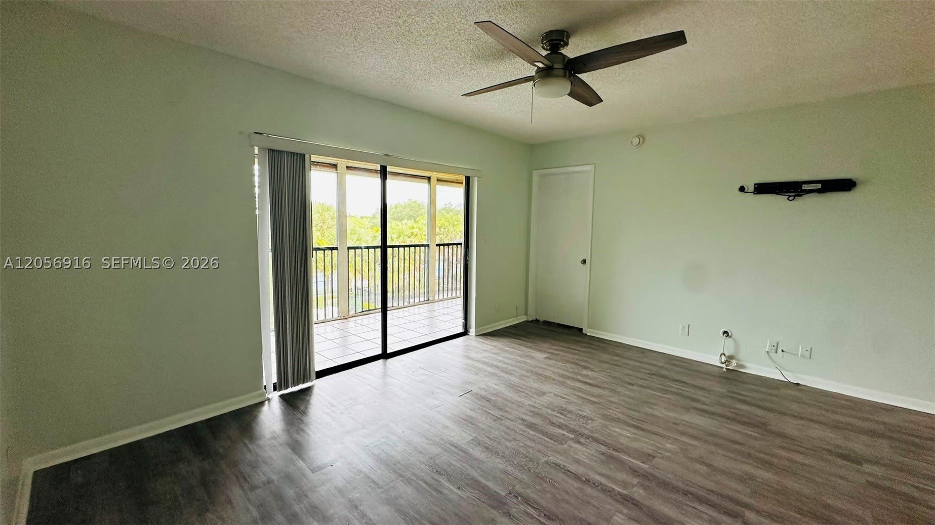2091 Coral Ridge Dr – photo 3