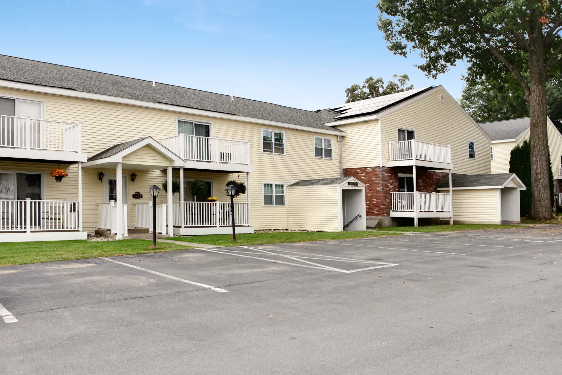 Saratoga Garden Apartments – photo 4