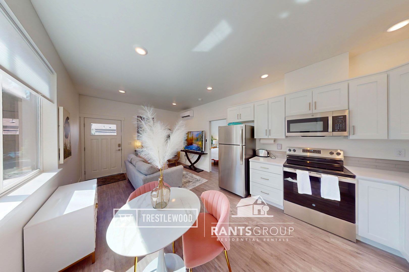 Furnished 1 Bed! Easy I5 Access & Commute to JBLM! – photo 4