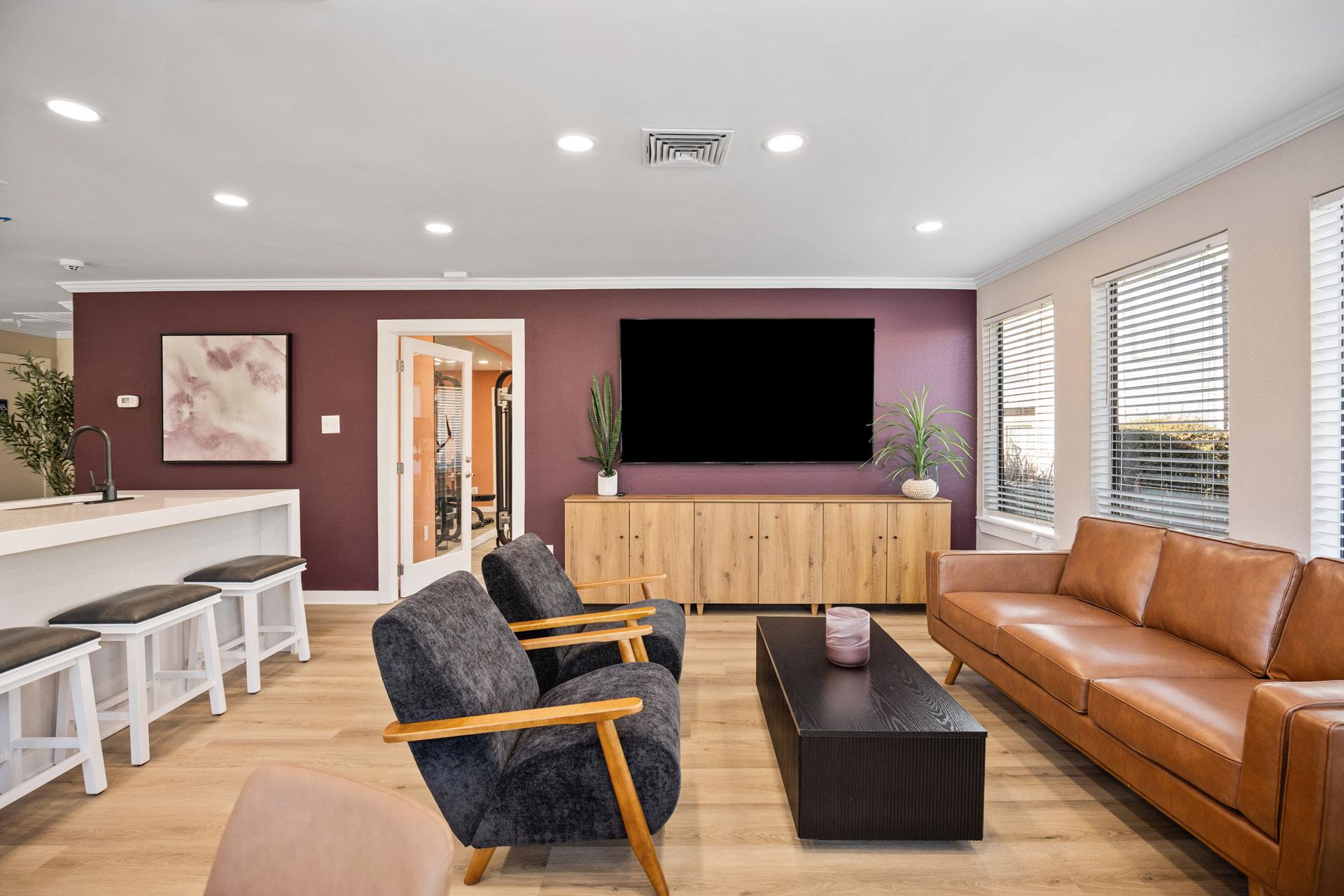 Oak City Apartments – photo 3