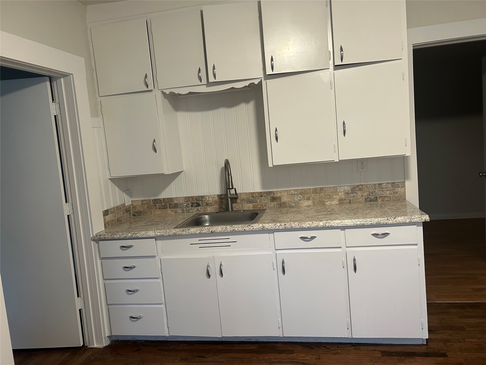 1203 S Lamine – photo 4