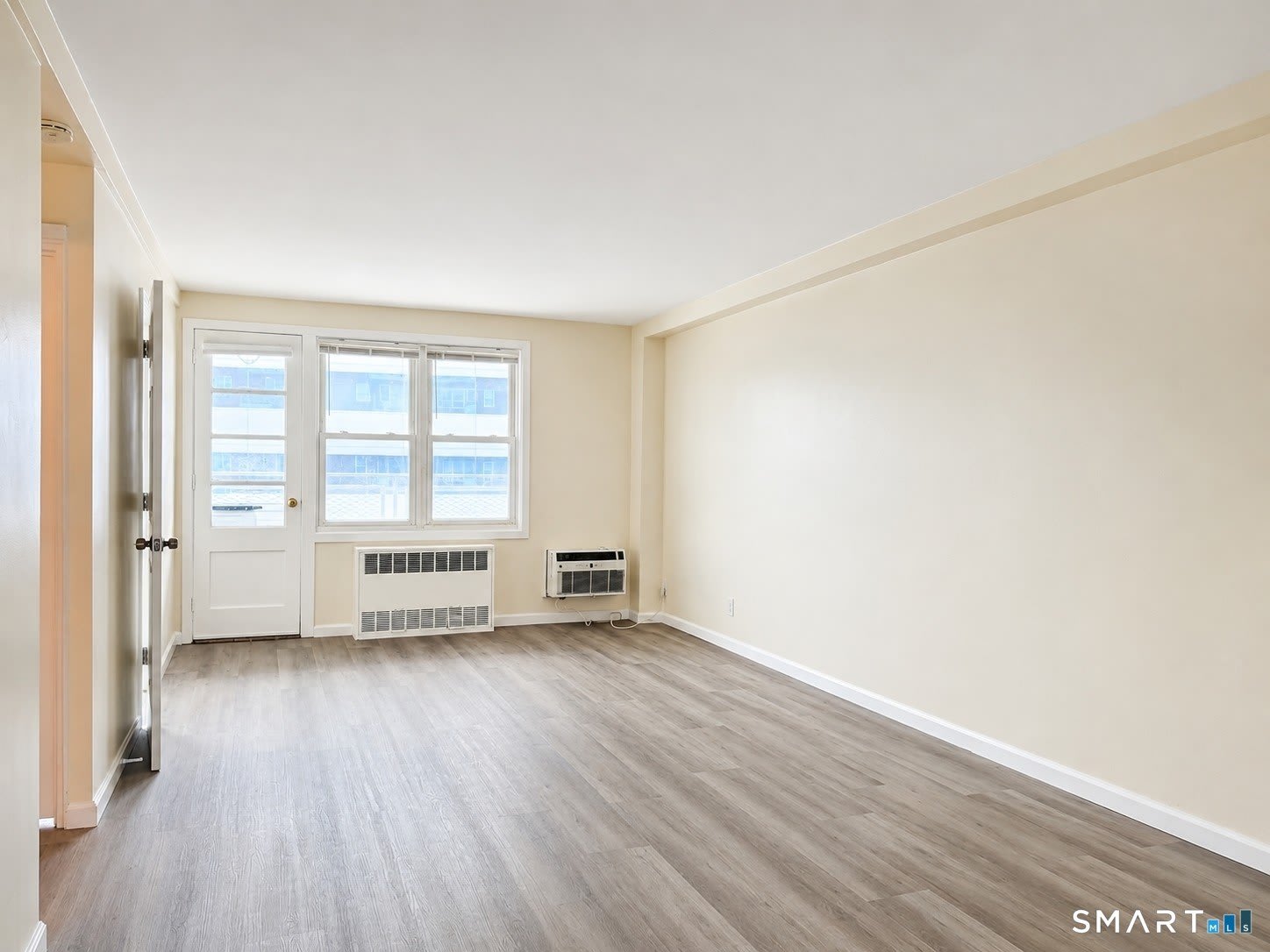700 Summer Street – photo 3