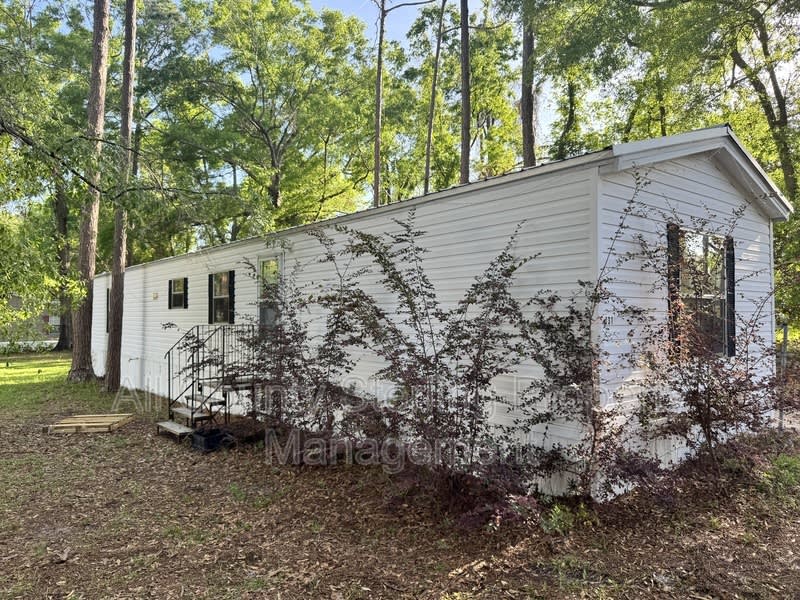 131 SW Socket Glen – photo 1