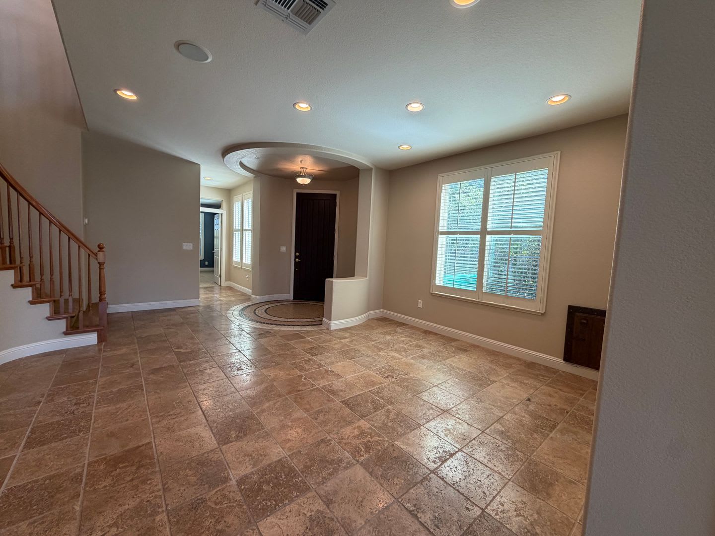 3 bedroom Serrano home with view – photo 5