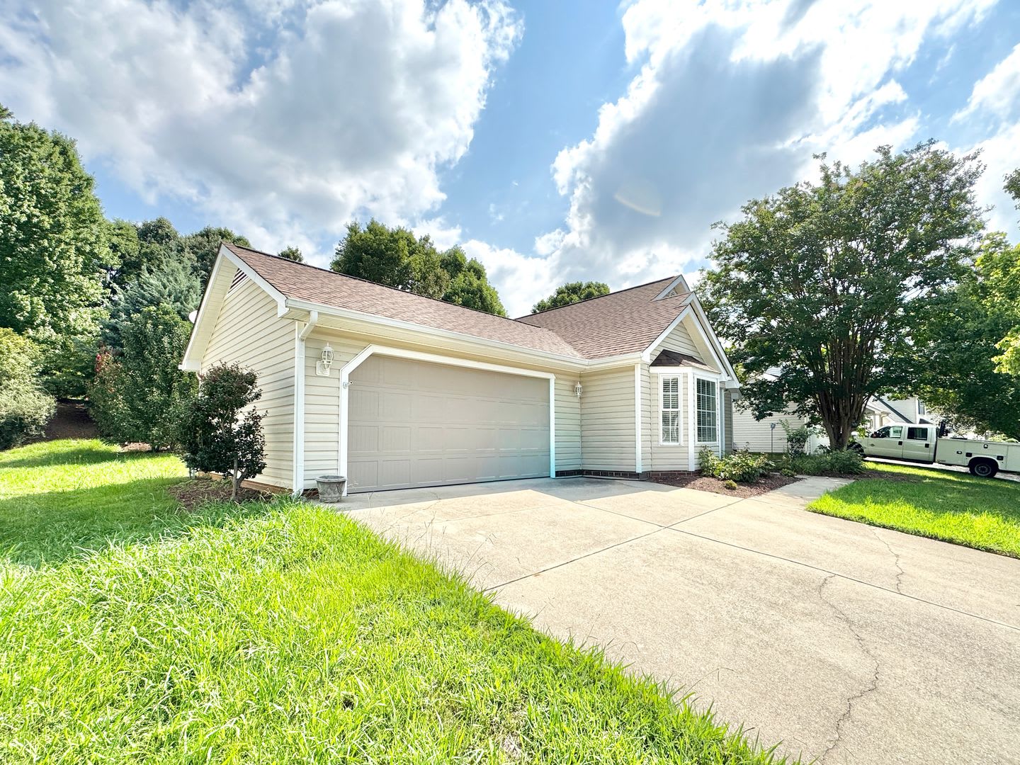 Adorable 3 Bedroom Home in High Point! – photo 2