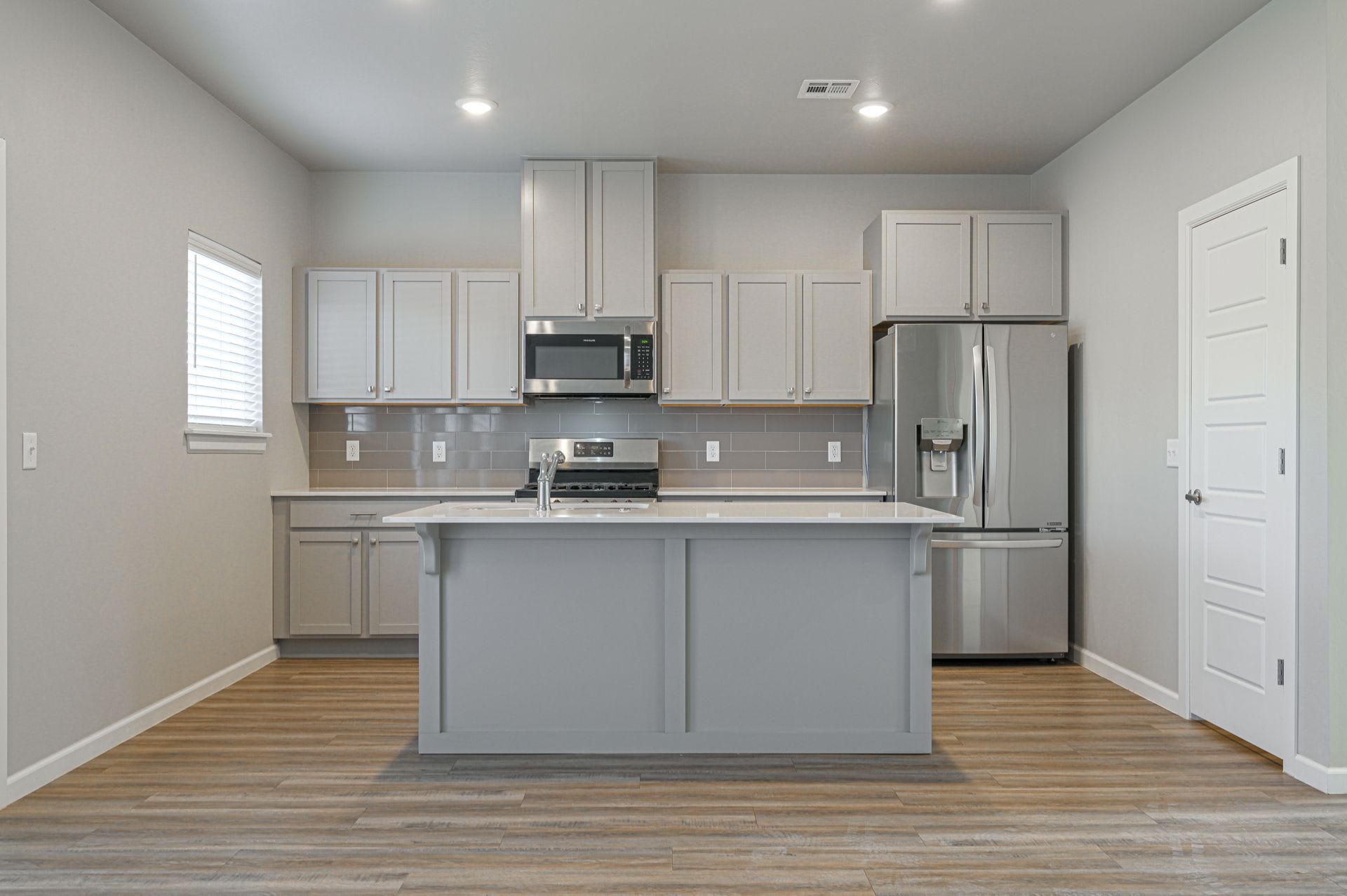 13505 Bluejacket Dr – photo 4