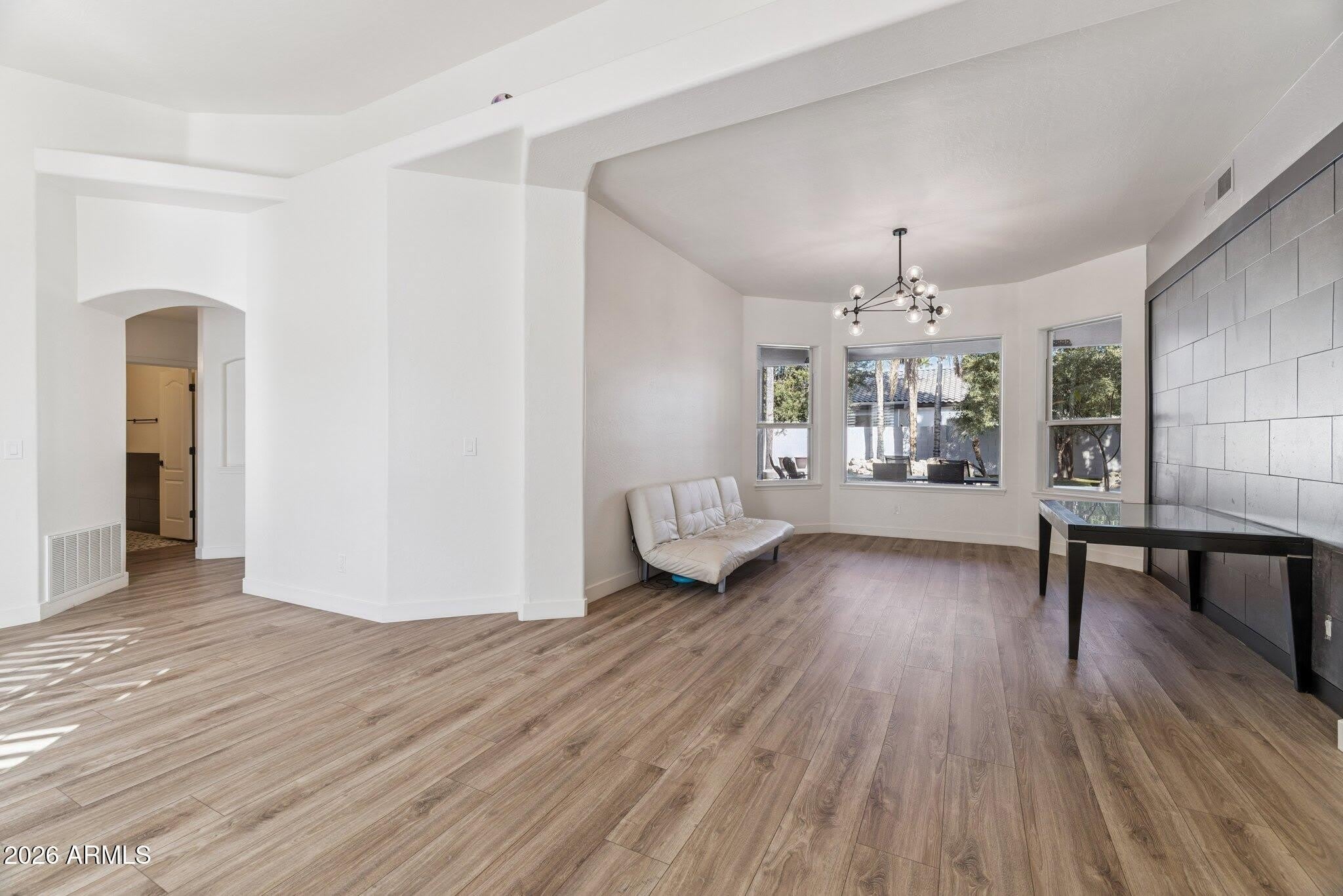 2732 E Hillery Drive – photo 3