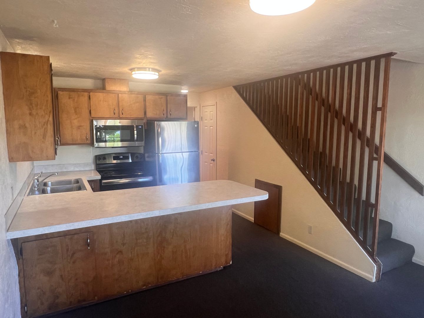Hayward – photo 4