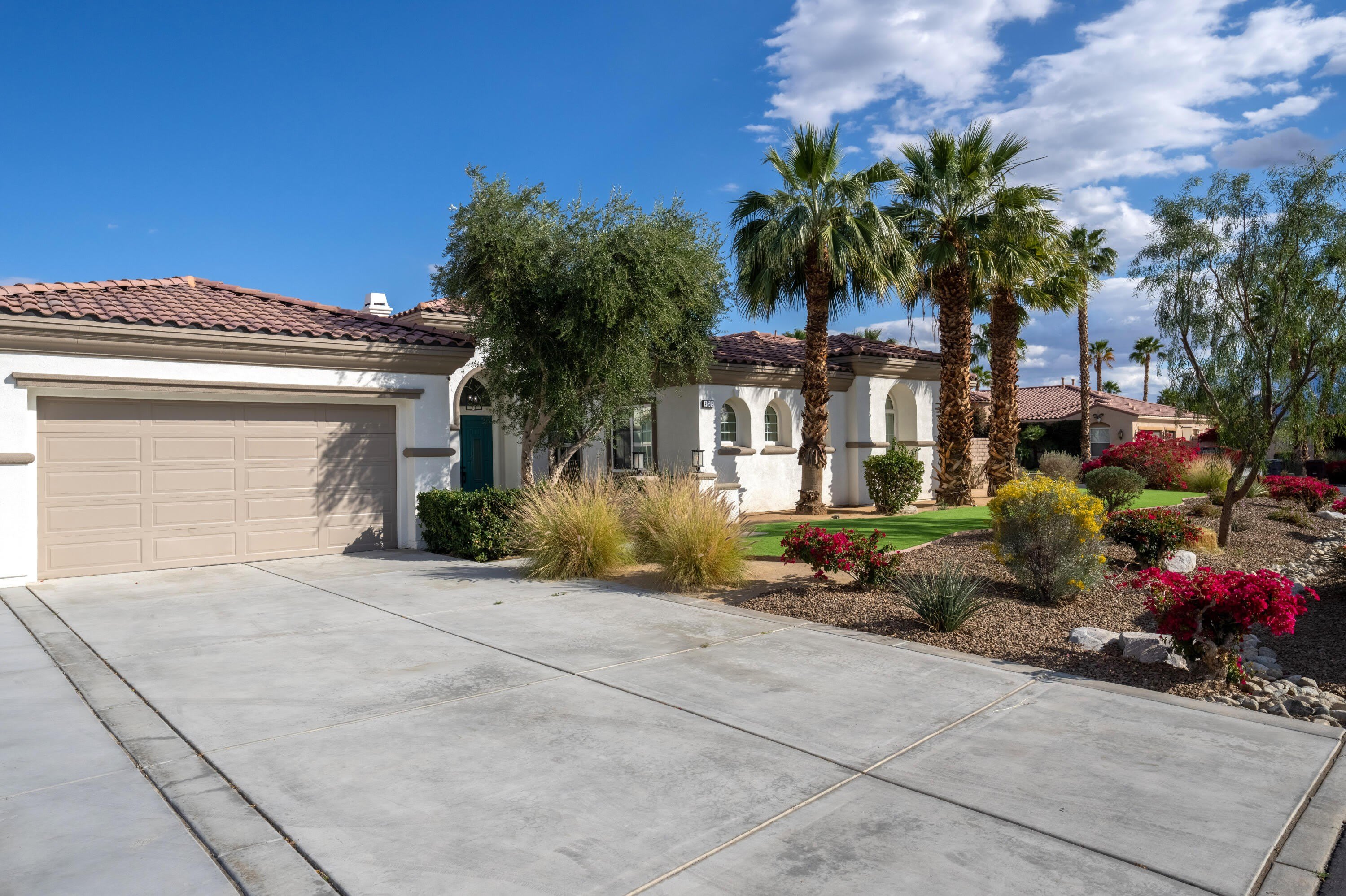 49392 Hohokam River Street – photo 2