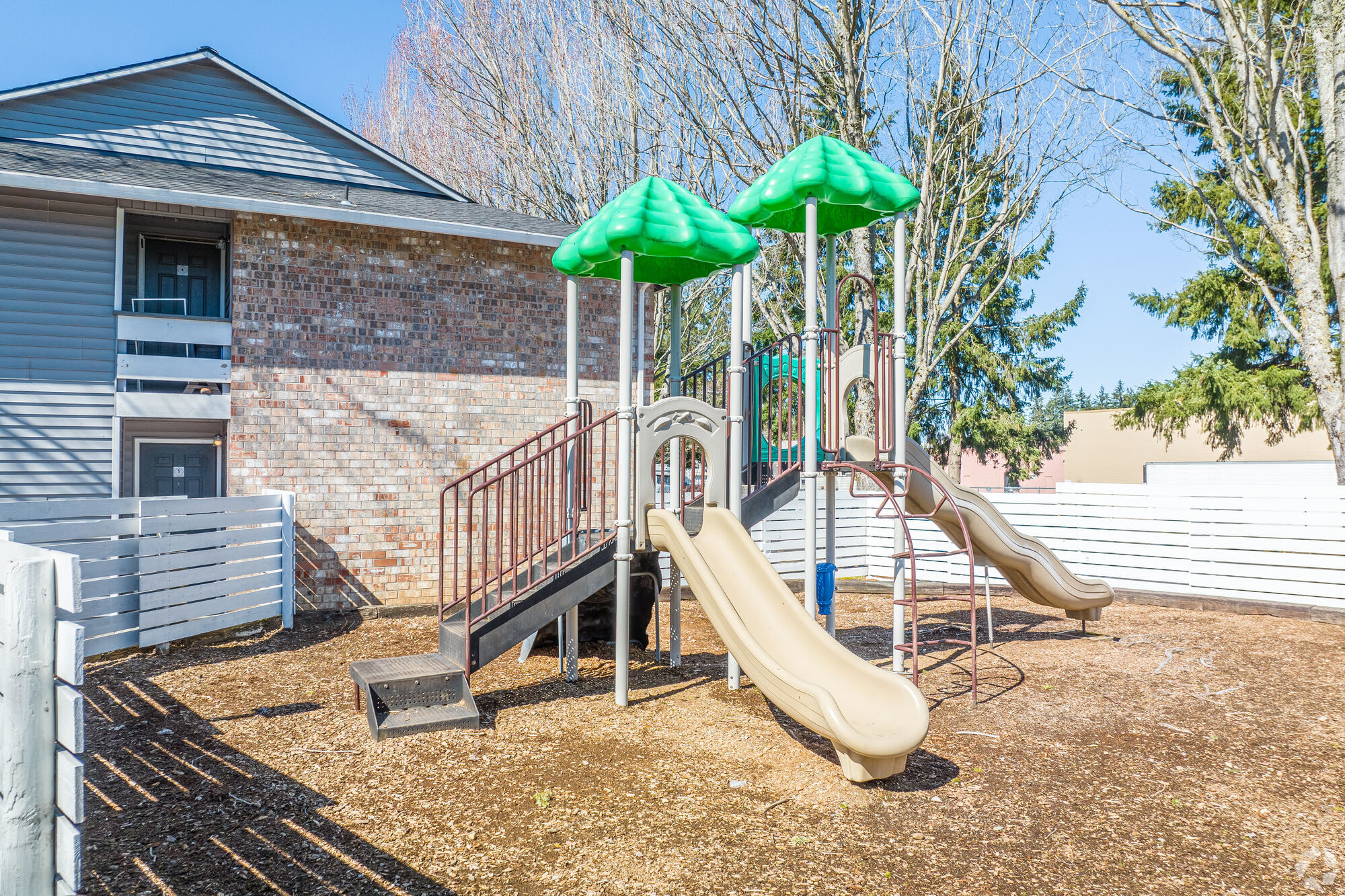 Township Eastside – photo 3