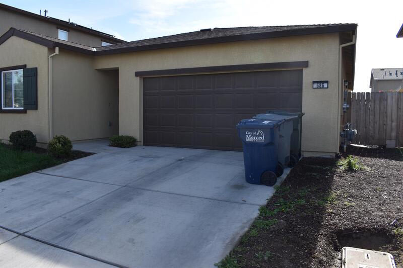 686 Phelps Drive – photo 2