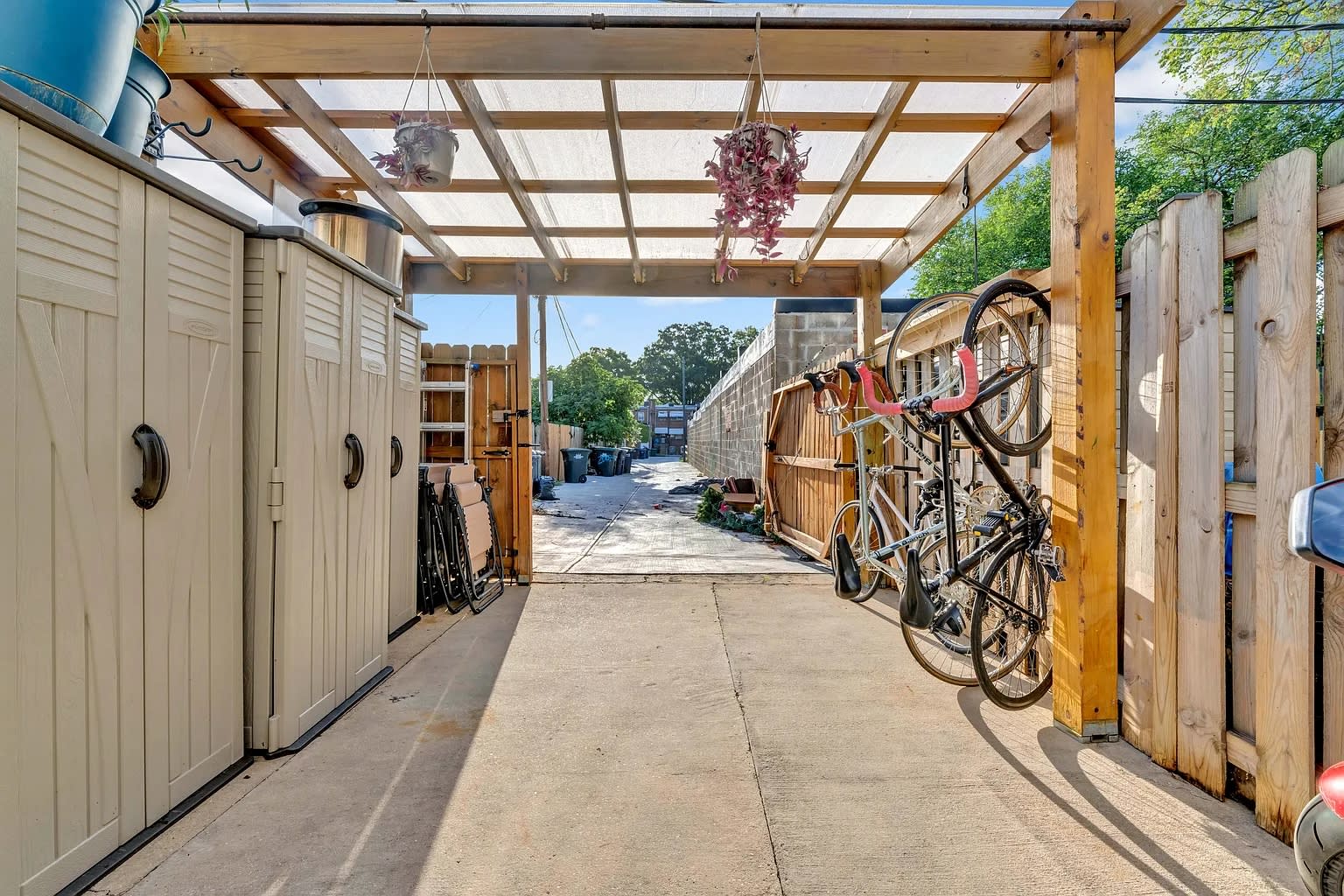 639 20th Street Northeast – photo 5